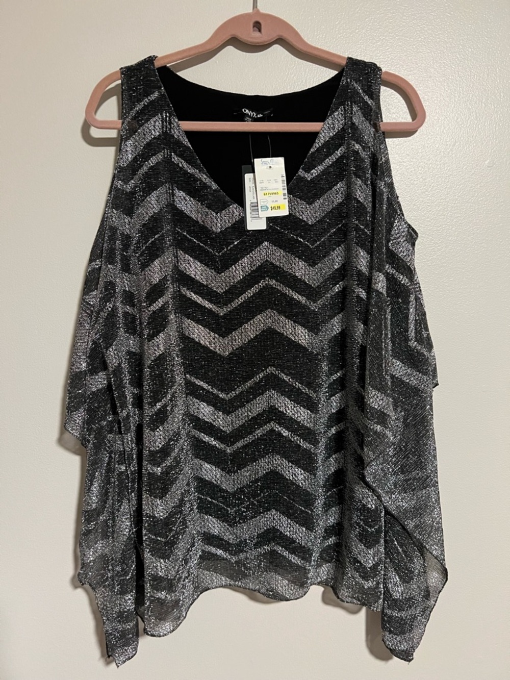 Onyx Black & Silver Metallic Chevron Top